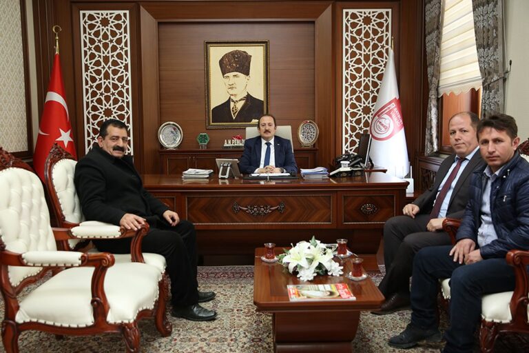 İŞADAMI ALAATTİN KORAL VALİ ALİ HAMZA PEHLİVAN’I ZİYARET ETTİ