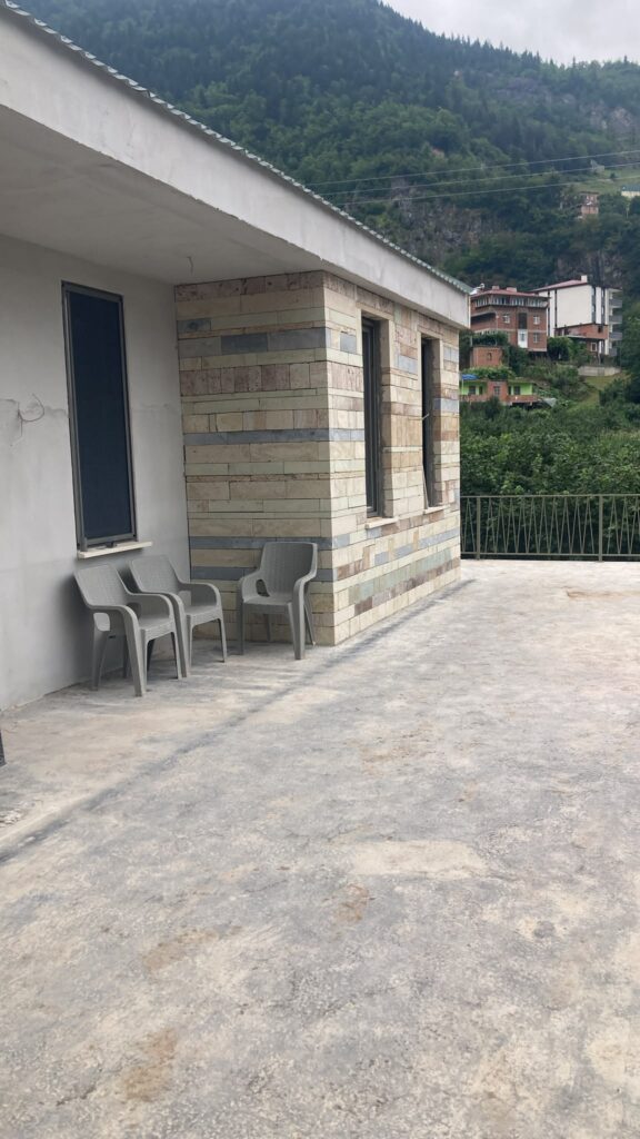 Trabzon Araklı Plateau Stone House