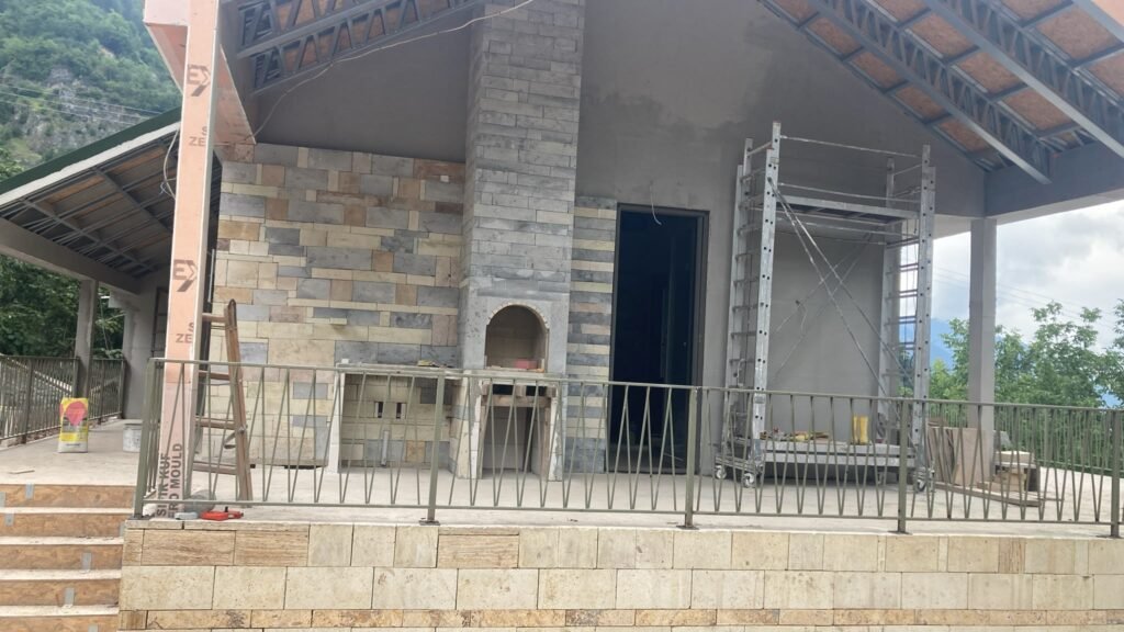 Trabzon Araklı Plateau Stone Villa