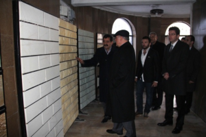 Vali İpek Osb’de Bayburt Taşını İnceledi